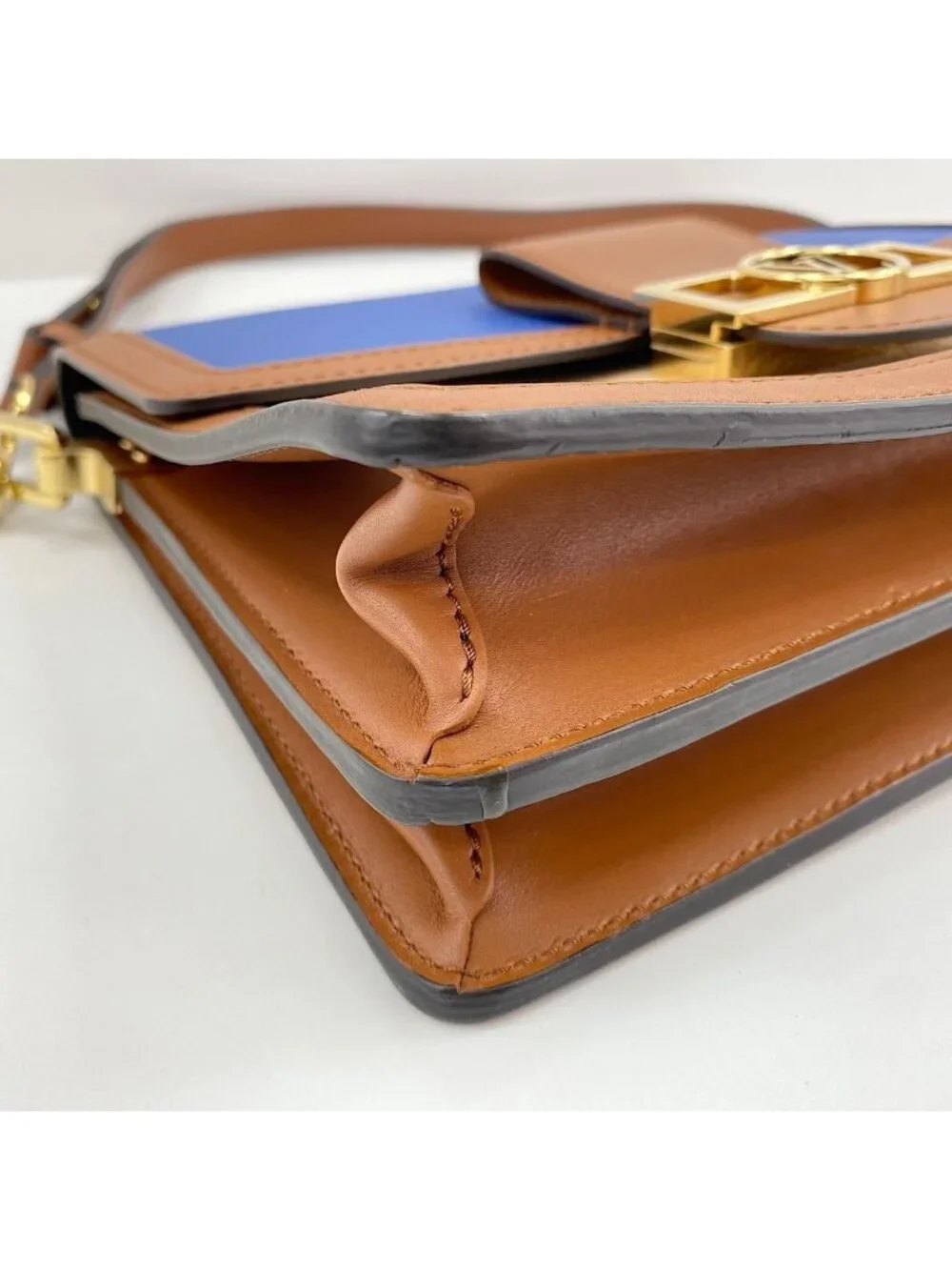 Louis Vuitton Shoulder Bag Dauphine MM